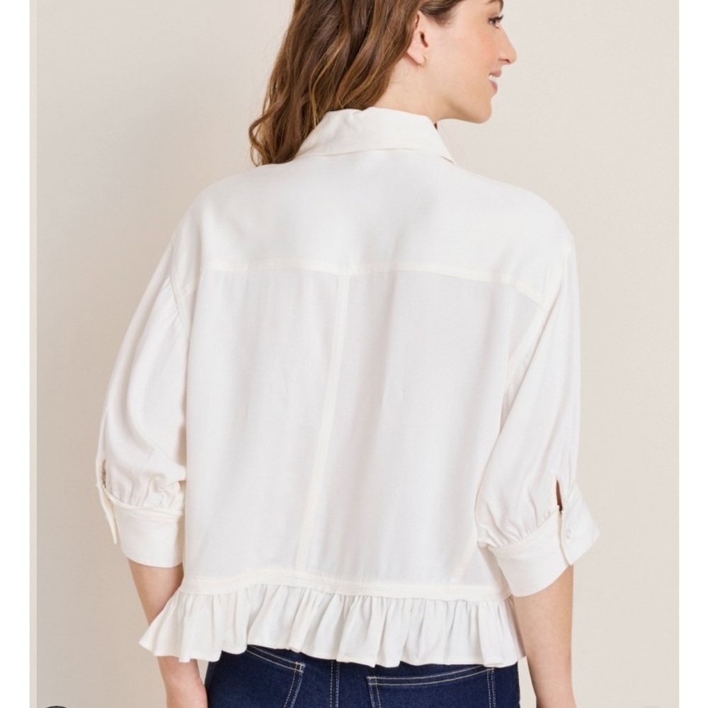 Francesca's Collections Ruffled White Button Down Shirt - Picture 2 of 5